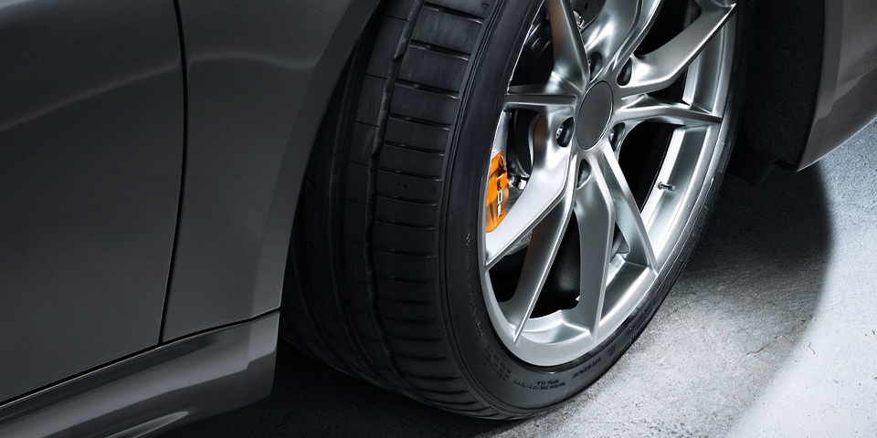 Atlander all-season tyre fitted to a passenger wheel